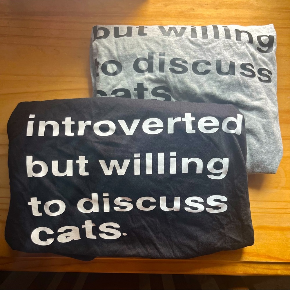 🆕Size XL Cat Shirts (Includes BOTH shirts) 🐱